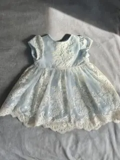 Pippa & Julie 水色レースベビードレス 12M