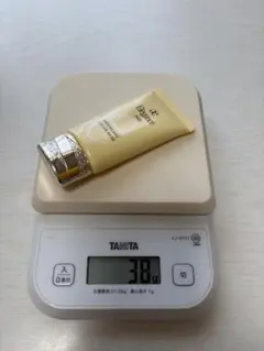 Elegance モデリング カラーベース YE401のサムネイル