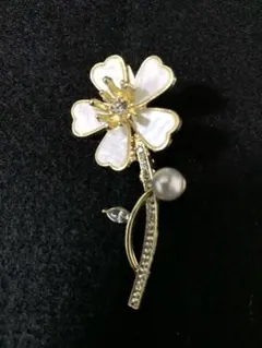 未使用　花　サクラ　桜　デザイン ブローチ 入学式　卒業式　セレモニー