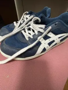 ASICS ネイビー ホワイト スニーカー　体育館シューズ