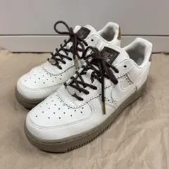 【極美品】ナイキ ウィメンズ エアフォース1 '07 セイル アンド ホワイト