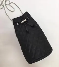 ミニショルダーバッグ ブラック キルティング 巾着型 新品 未使用