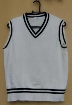 Vネック スクールベスト　WEGO