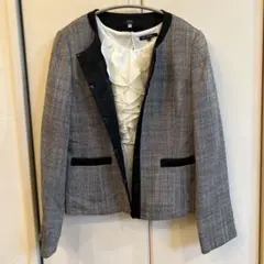 グレー ノーカラージャケット