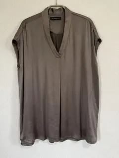 ダーマコレクション ブラウン Vネック シルクサテン トップス チュニック