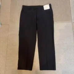 UNIQLO ブラック スラックス 82x73 感動パンツ