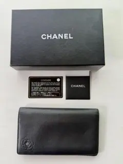 【正規品】美品 CHANEL シャネル カメリア Wホック 財布 黒 CHANEL（シャネル） カメリア エンボス ココマーク 2つ折財布 二つ折り