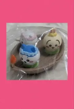 映画　ちいかわ デスクトップフィギュア ちいかわ　ハチワレ　うさぎ