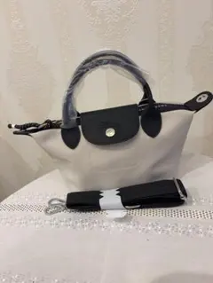 LONGCHAMP ショルダーバッグ ホワイトのサムネイル