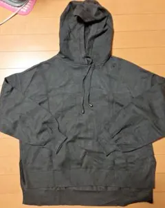 シーズンリーズンパーカー