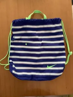 Nike ストライプ ナップザック