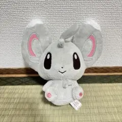 【匿名配送】希少⭐︎新品タグ付　ポケモン　等身大チラーミィ　ぬいぐるみ　2010 ポケモン チラーミィ 等身大ぬいぐるみ ポケモンセンター 2010年