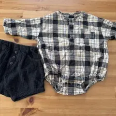 美品　チェック柄ロンパースとショートパンツセット