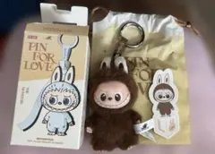 POPMART THE MONSTER PIN FOR LOVE ラブブ L