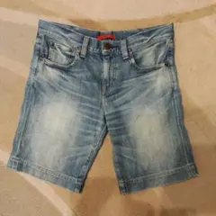 値下げ　レッドカード　ショートデニム　サイズ24（27）