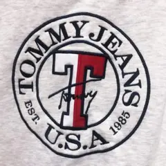 Tommy トレーナー