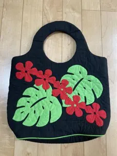 ハワイアンキルト　ハイビスカス刺繍トートバッグ　ファスナー付き