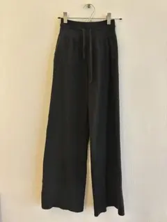 ユニクロ ワイドパンツ