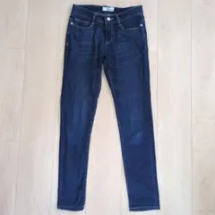 スキニージーンズ　ストレッチ　　デニム　ネイビー