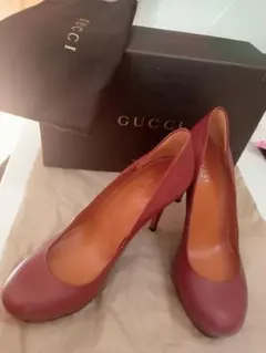 美品　GUCCI バーガンディ ハイヒール　パンプス