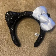 ユニバ　カチューシャ　ハローキティ　スパンコール　ブラック