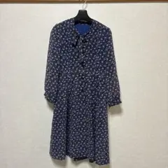 小花柄ワンピースサイズS〜M
