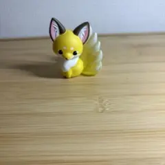 ちょコンとキツネ黄色フィギュア
