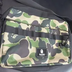 A BATHING APE カモ柄 ショルダーバッグ