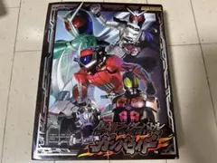 【超レア】仮面ライダーガンバライド カードセット　専用バインダー付き190枚