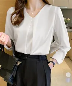 Vネックシフォンブラウス タックブラウス