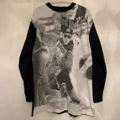 グラフィック長袖Tシャツ