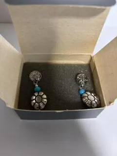 AVON エスニック　ターコイズ　イアリング　エイボン　イヤリング