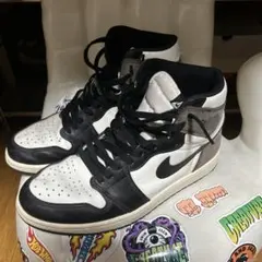 Nike Air Jordan 1 ダークモカ