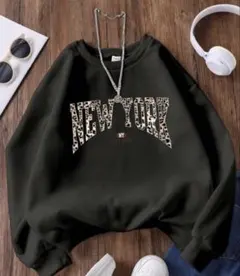 NEW YORK プリント 黒 スウェット