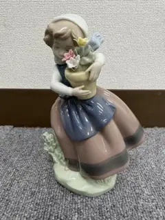 リヤドロ 鳩と少女 美品 Lladro #4915 - メルカリ