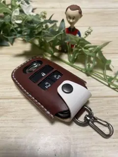 【訳あり品】ダイハツ）キャンバス等）4ボタン）スマートキーケース