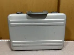ハードアタッシュケース シルバー ビジネスバッグ ダイヤルロック