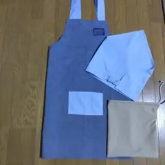 新品　130〜140 キッズエプロン&三角巾