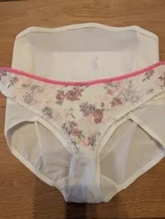 Item thumbnail for item c32d8e21-99d9-48a5-98c6-2f8253ee1571