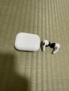 airpods pro 第二世代　Apple純正品 完動品