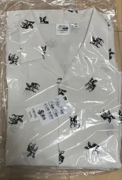 GU ジョジョの奇妙な冒険 イギーシャツ XLのサムネイル