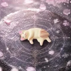 眠り猫守護神像／高額当選／億万長者／金運／宝くじ／座敷わらし／沖縄ユタ／龍神