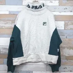 【FILA】グレー×グリーンのスウェットトレーナー　タートルネック　首袖ニット