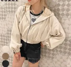 フード付き　ショートパーカーブルゾン