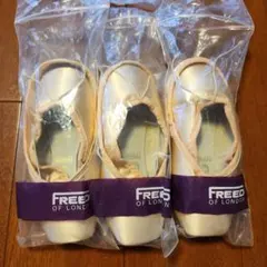 新品 FREED OF LONDON トゥシューズ 5 XXX Vマーク 3足 - メルカリ
