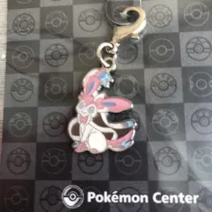 激レア　ポケモン　ニンフィア刺繍ストラップキーホルダー 激レア ポケモン ニンフィア刺繍ストラップキーホルダー