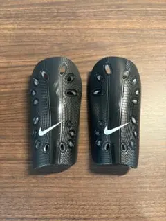 NIKE シンガード