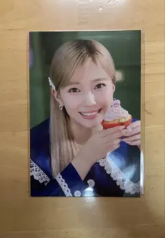 NiziU マユカ　seasons greetings 2024