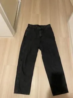 ユニクロ ワイドフィットジーンズ ブラック 28インチ Mサイズ相当