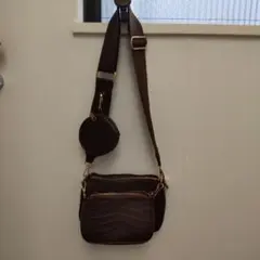 ボディバッグのサムネイル